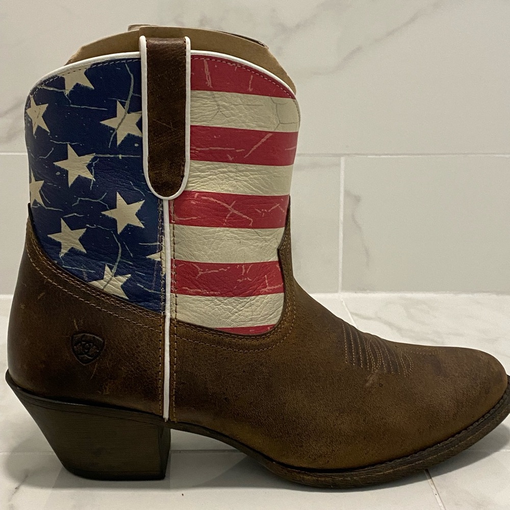Ariat Cowboy Boots